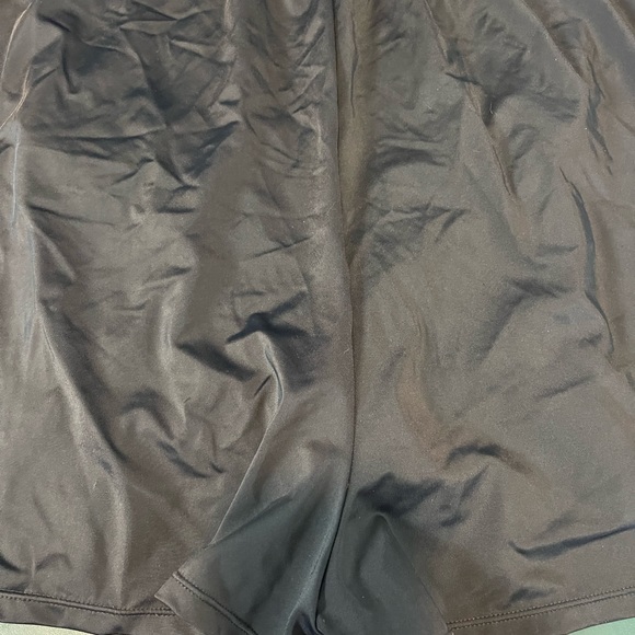 BNWOT plus size swimsuit size 16 - Picture 10 of 10